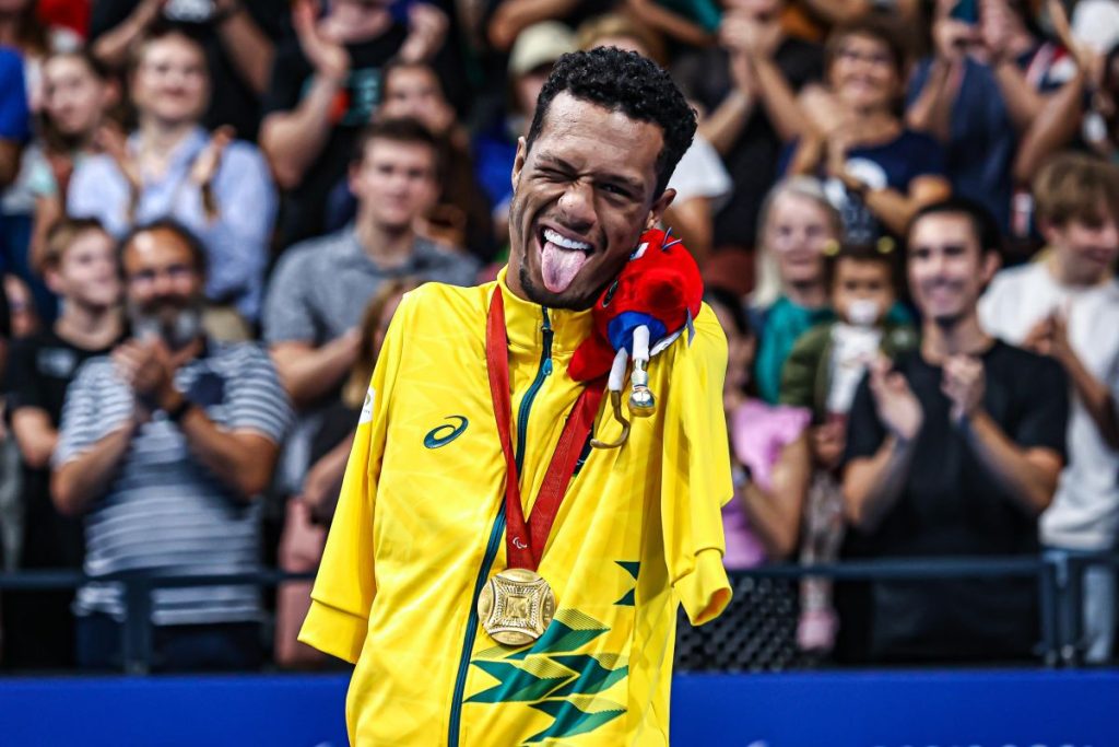Paraolimpíadas: Gabrielzinho conquista 1º de ouro do Brasil
