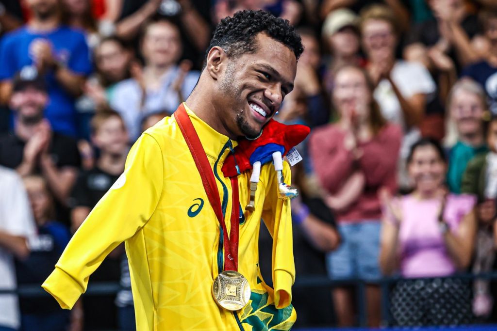 Paraolimpíadas: Gabrielzinho conquista 1º de ouro do Brasil