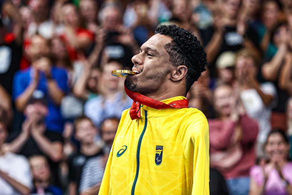 Paraolimpíadas: Gabrielzinho conquista 1º de ouro do Brasil
