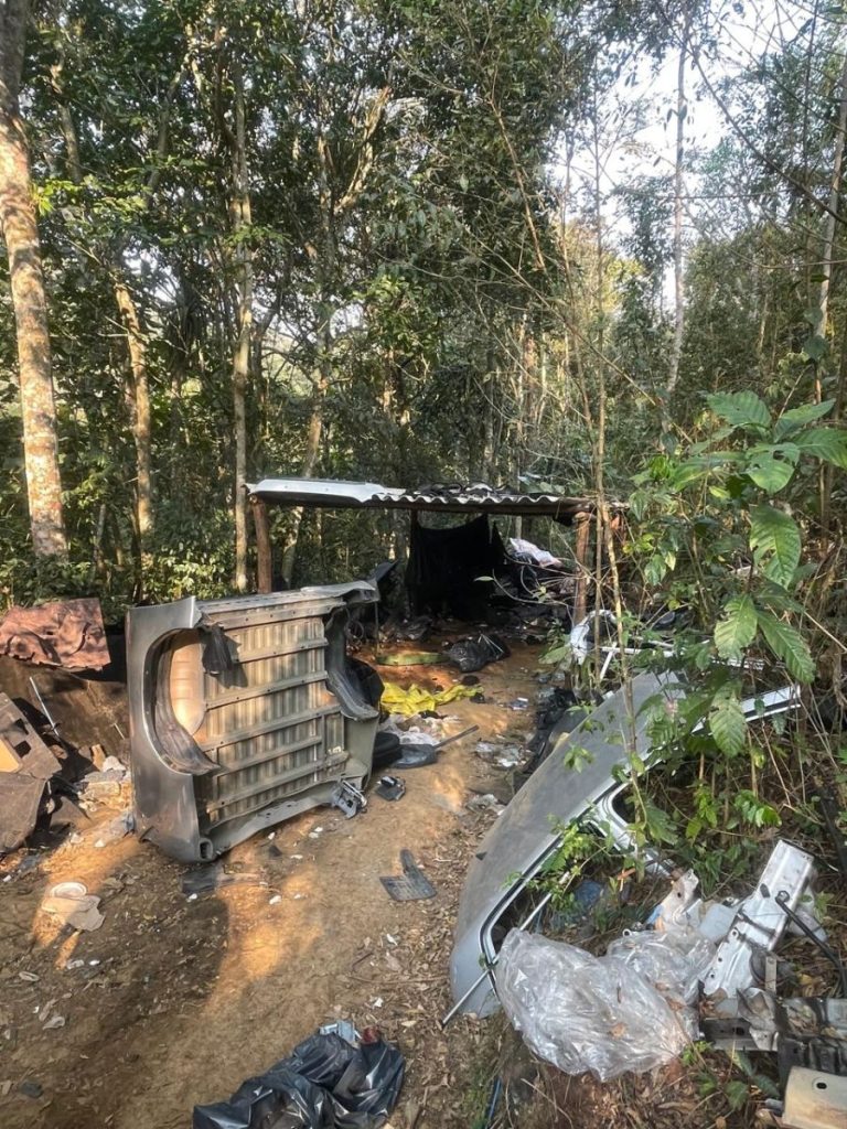 Polícia Civil prende quadrilha especializada em desmanche de veículos 