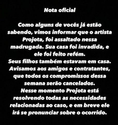 Granja Viana: bandidos roubam residência do músico Projota