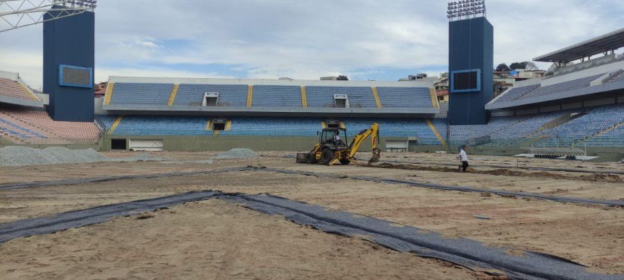 Melhorias e reformas: Arena Barueri recebe gramado sintético