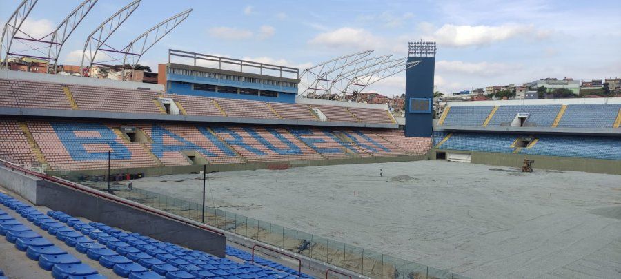 Melhorias e reformas: Arena Barueri recebe gramado sintético