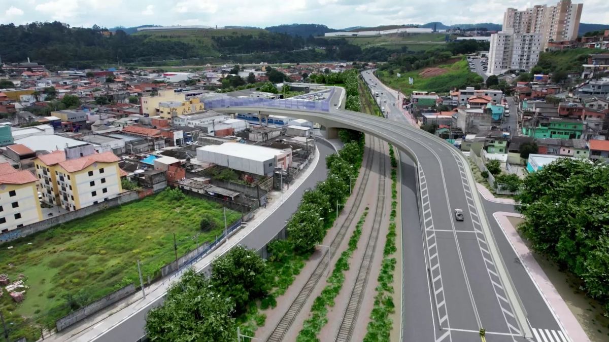 viaduto central prefeitura itapeiv