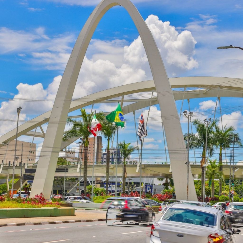 Osasco: fim de semana com chuvas leves e céu nublado