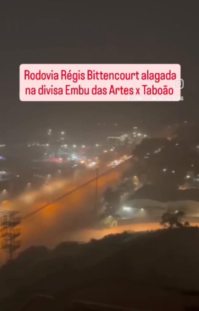 Chuva intensa causa transtornos a moradores de Taboão da Serra