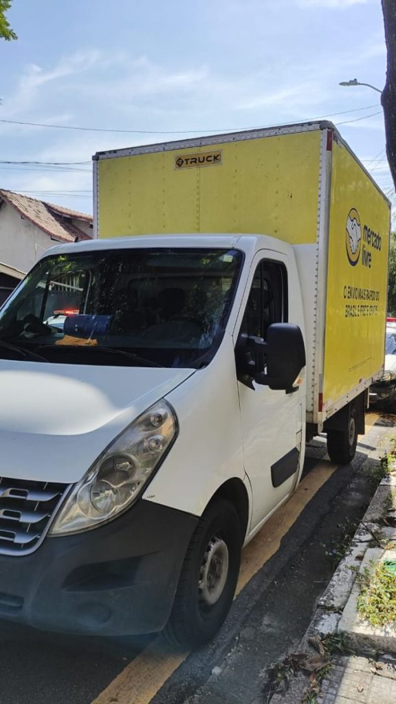 Polícia Militar prende homem por roubo de caminhão em Osasco
