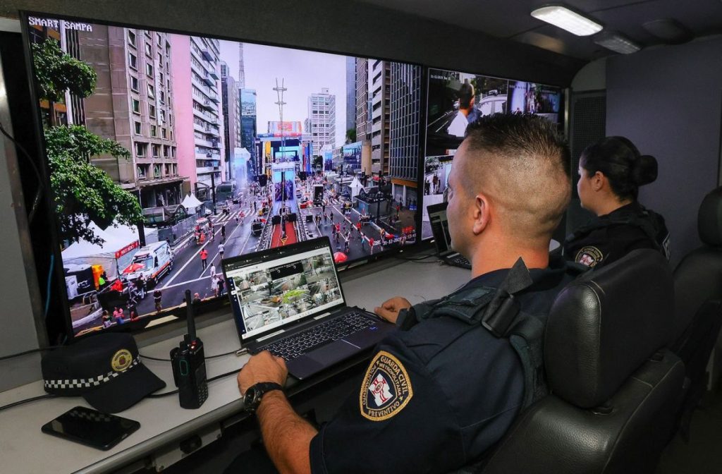 Smart Sampa: viaturas da GCM e PM vão receber câmeras