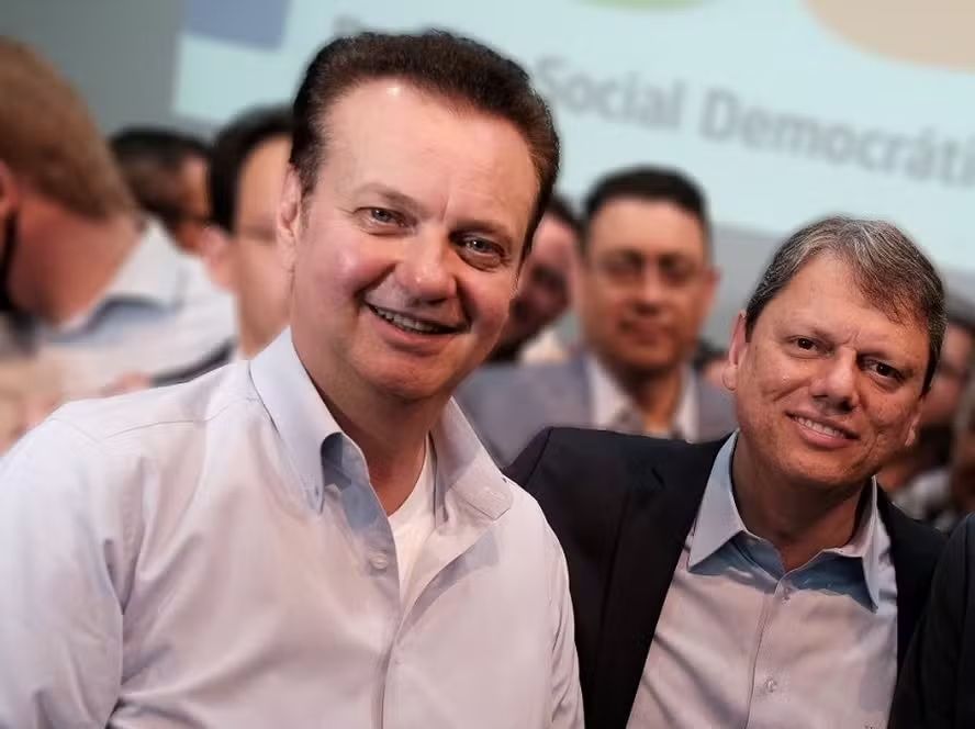 À espera da definição de Tarcísio, aliados disputam sucessão em SP