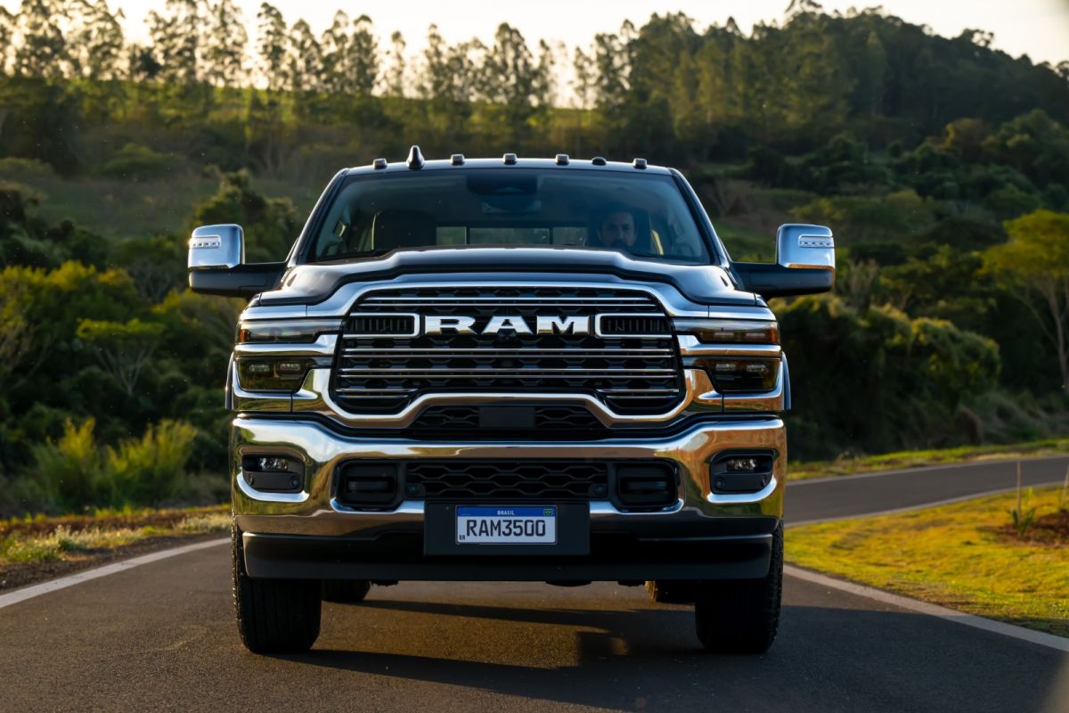 Brutais, Ram lança 2500 e 3500 ainda mais fortes