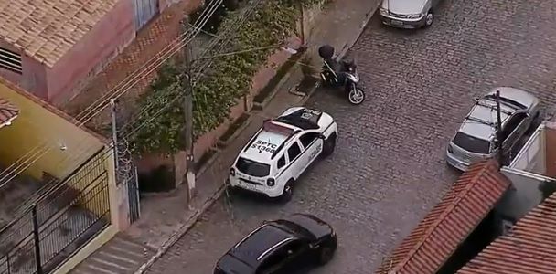 Feminicídio: mulher é morta a tiros pelo namorado em Guarulhos