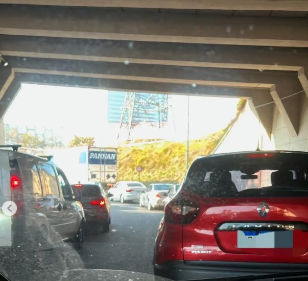 Alphaville: motoristas protestam contra empresa e fecham Al. Rio Negro