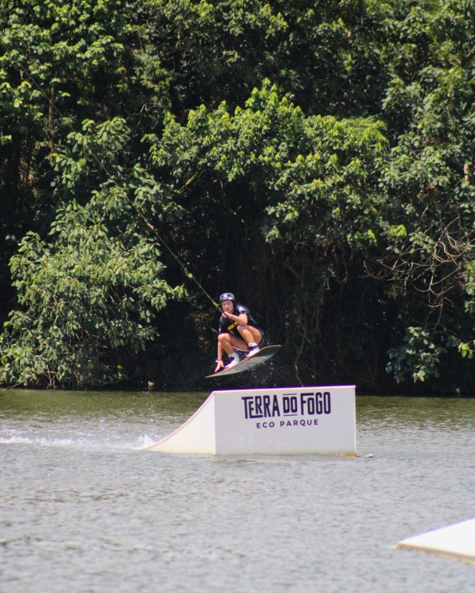Verão na Região Oeste: Parques aquáticos e esportes radicais para escapar do calor