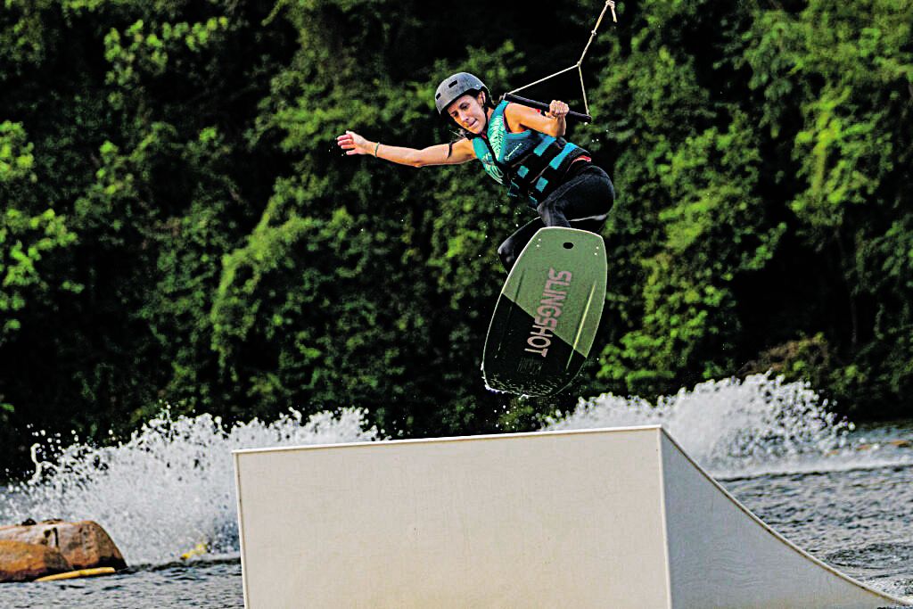 Verão na Região Oeste: Parques aquáticos e esportes radicais para escapar do calor