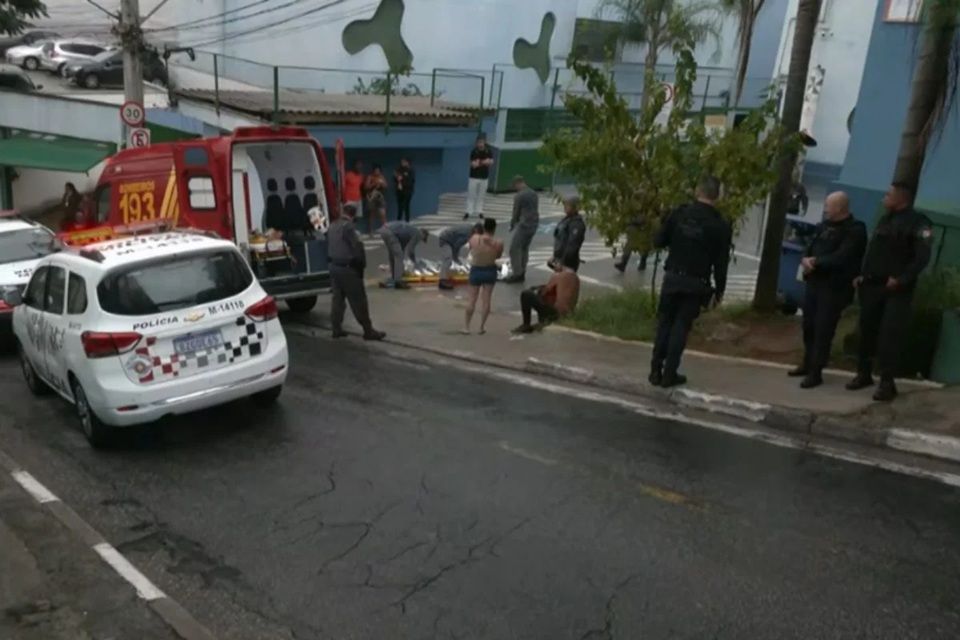 Osasco: três pessoas são esfaqueadas em briga em frente ao CEU José Saramago