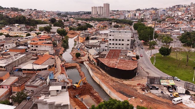 Barueri: obras no Rio Cotia avançam e serão concluídas em 2027