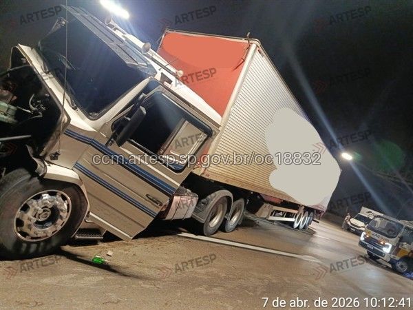 Rodoanel: engavetamento interdita túnel e gera 20 km de congestionamento