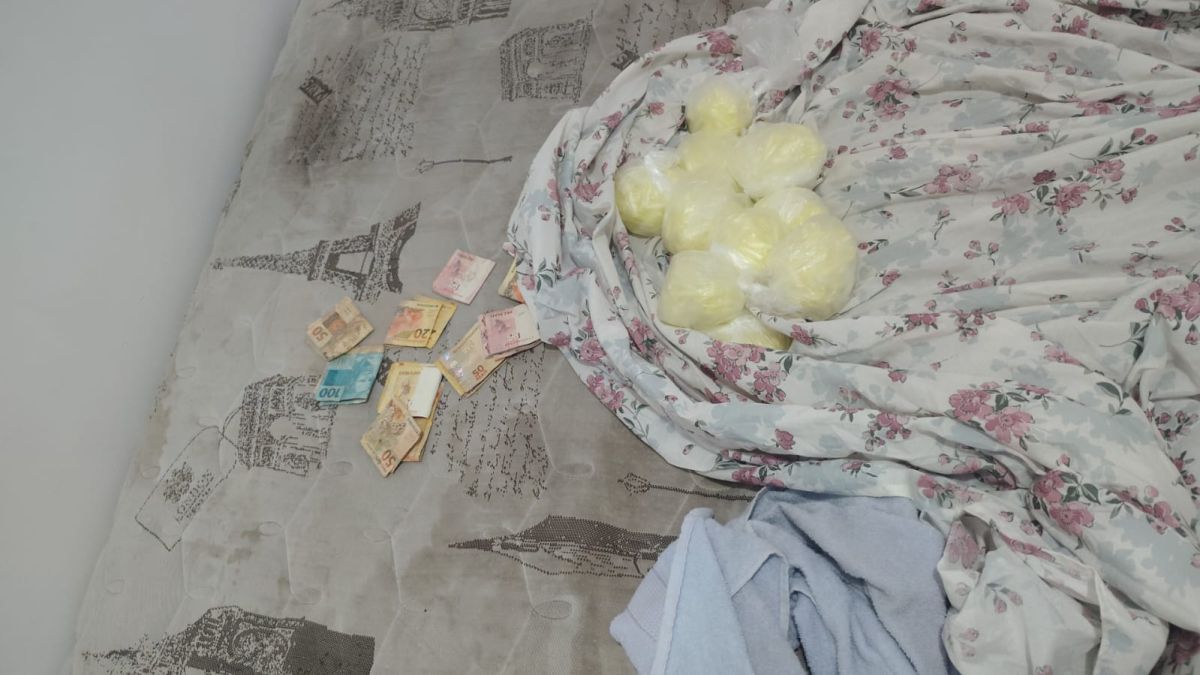 “Branca de Neve” é presa em Cotia por tráfico e abandono de incapaz