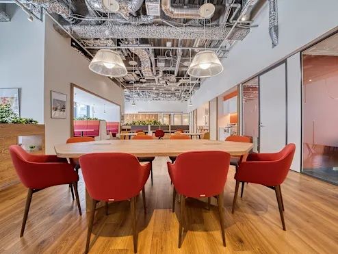 Alphaville ganha novo espaço de coworking da Regus