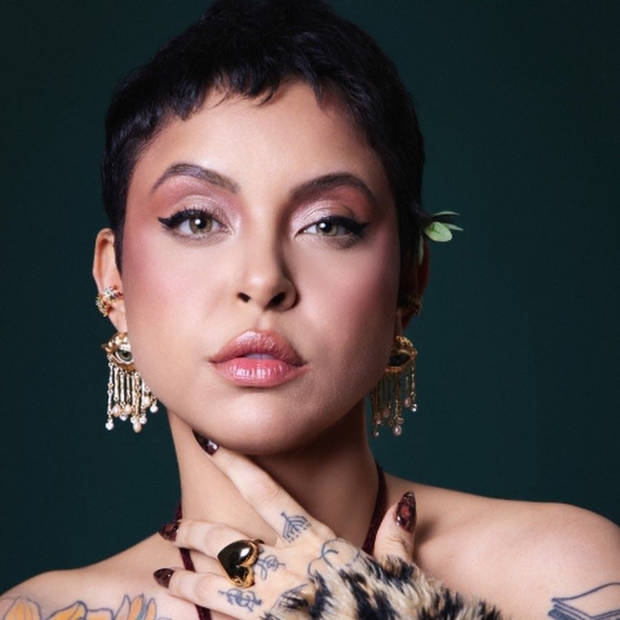 Kell Smith faz show gratuito no Dia dos Namorados em Barueri