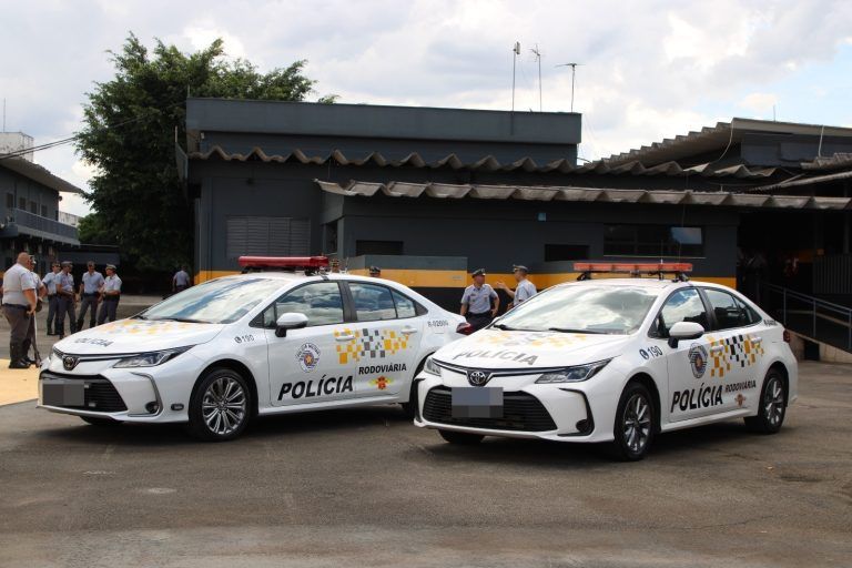 Dupla é presa após roubo de 32 toneladas de MDF em Itapevi