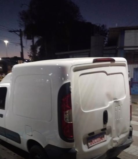 crime em cajamar fiorino carro