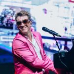 Cotia: Elton John é homenageado no Festival de Inverno no domingo (9)