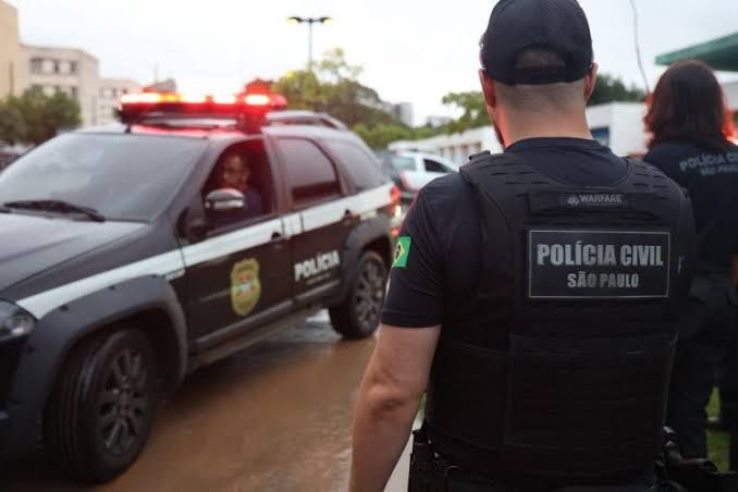 polícia civil de são roque prendeu o indíviduo 