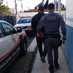 Procurado pela Justiça, foi preso em Itapevi após denúncia de violência doméstica