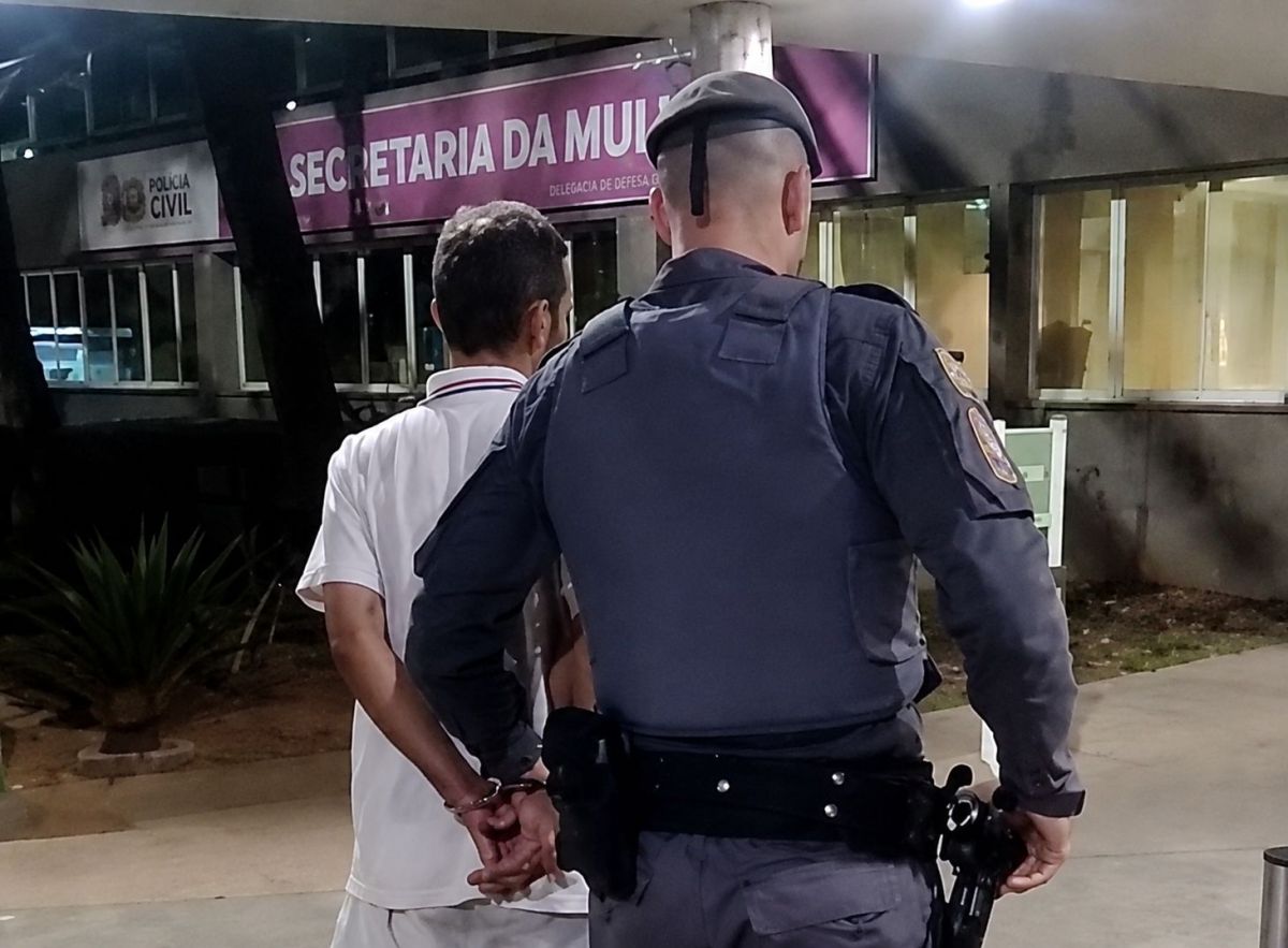 Homem preso em Barueri