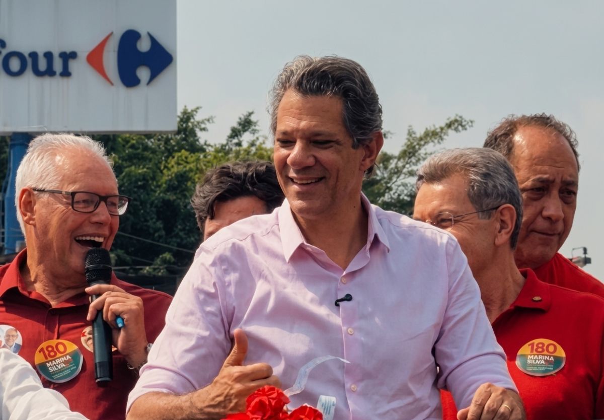 Haddad participou de caminhada em Osasco
