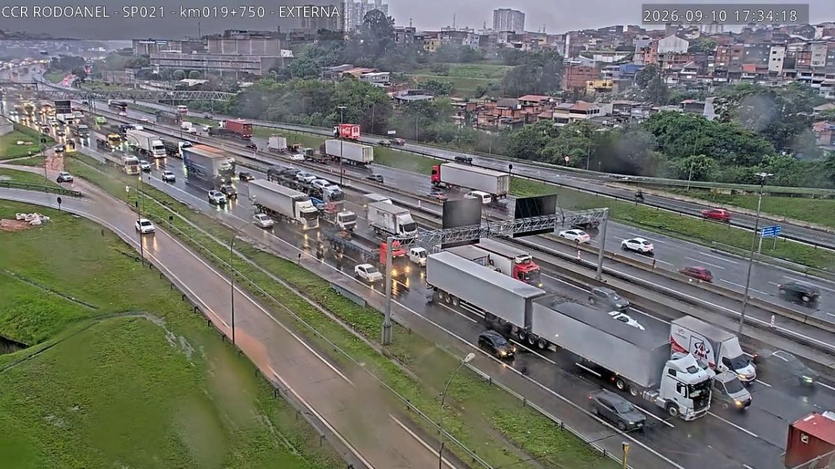 Barueri: cidade registra mais de 20 pontos de lentidão nesta quinta (10)