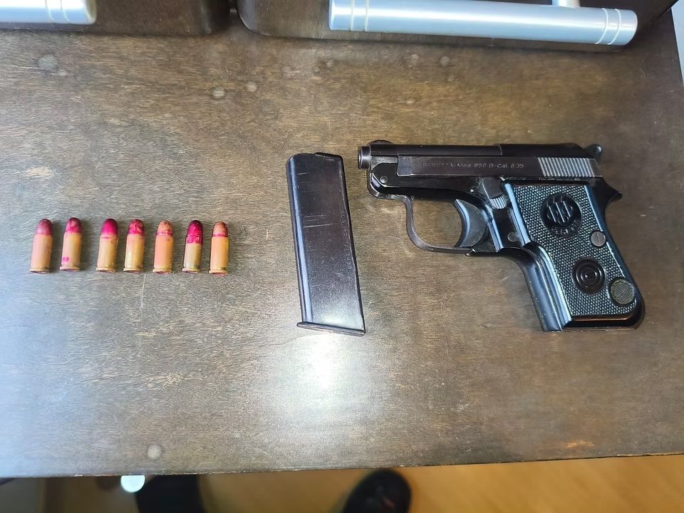 Alphaville: mulher encontra arma e munições em armário do marido falecido