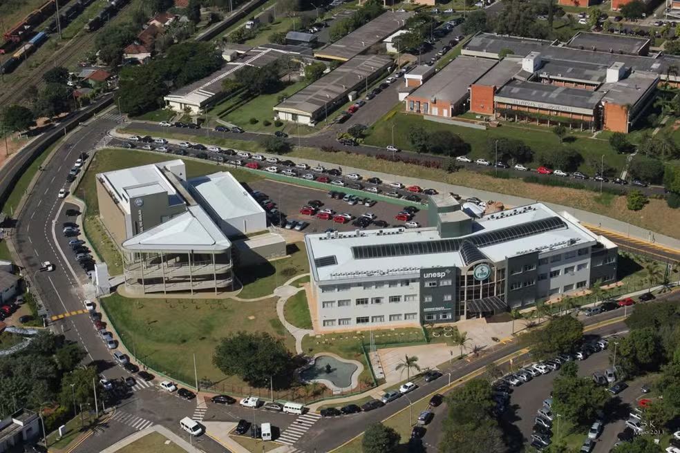 Vestibular Unesp 2027: redução de 75% na taxa para alunos de último ano