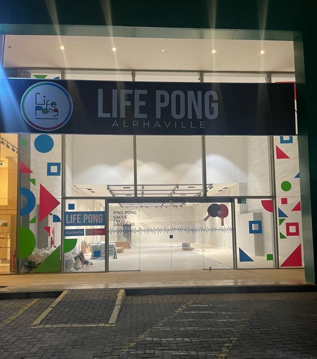 Life Pong
