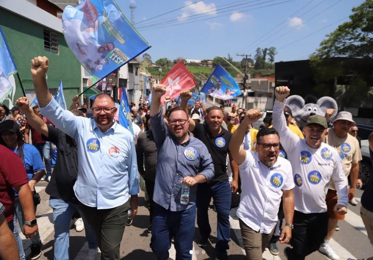 Eleição em Cotia: prefeito Welington Formiga nega pressão por apoio a candidato Xaropinho